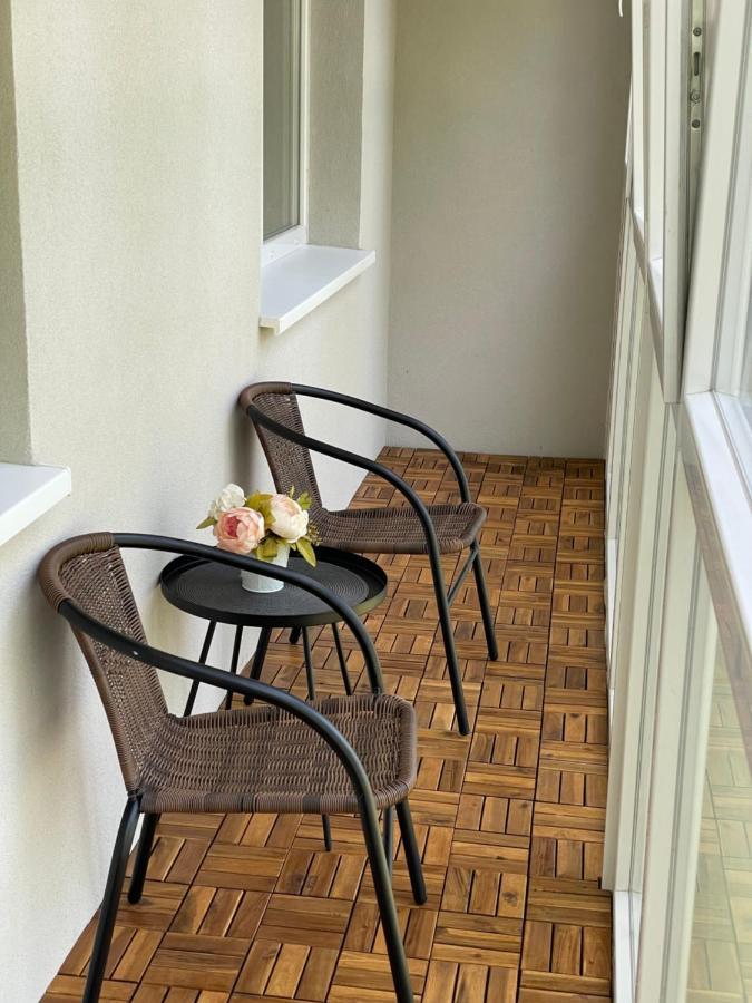 Апартаменти Jaukus Apartamentai Miesto Centre Шяуляй Екстер'єр фото